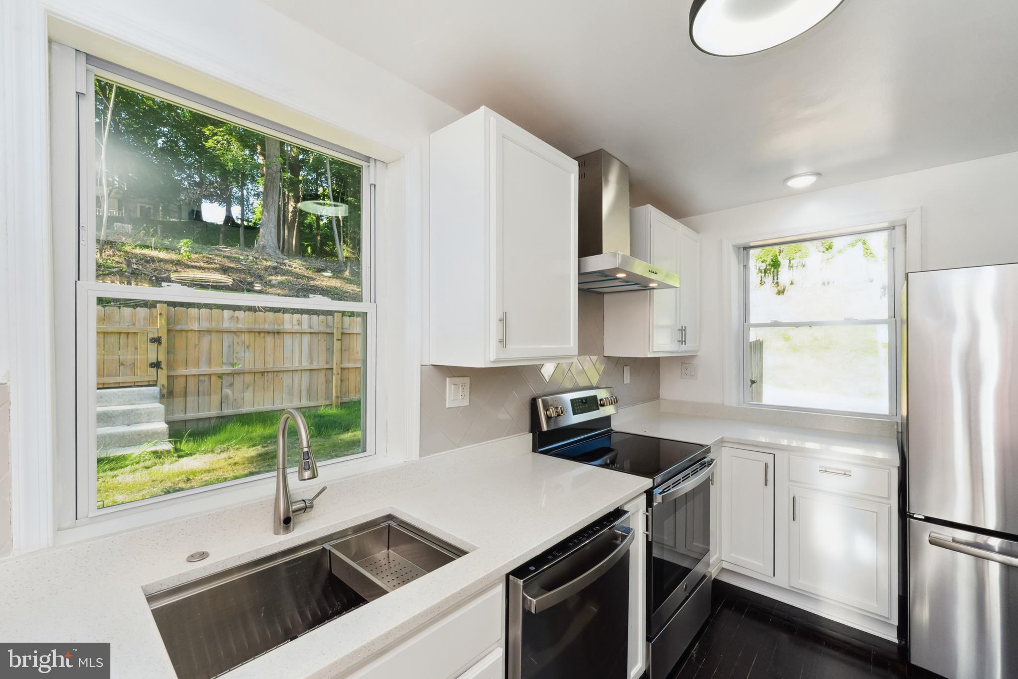 TEMPLE HILLS PARK - Residential