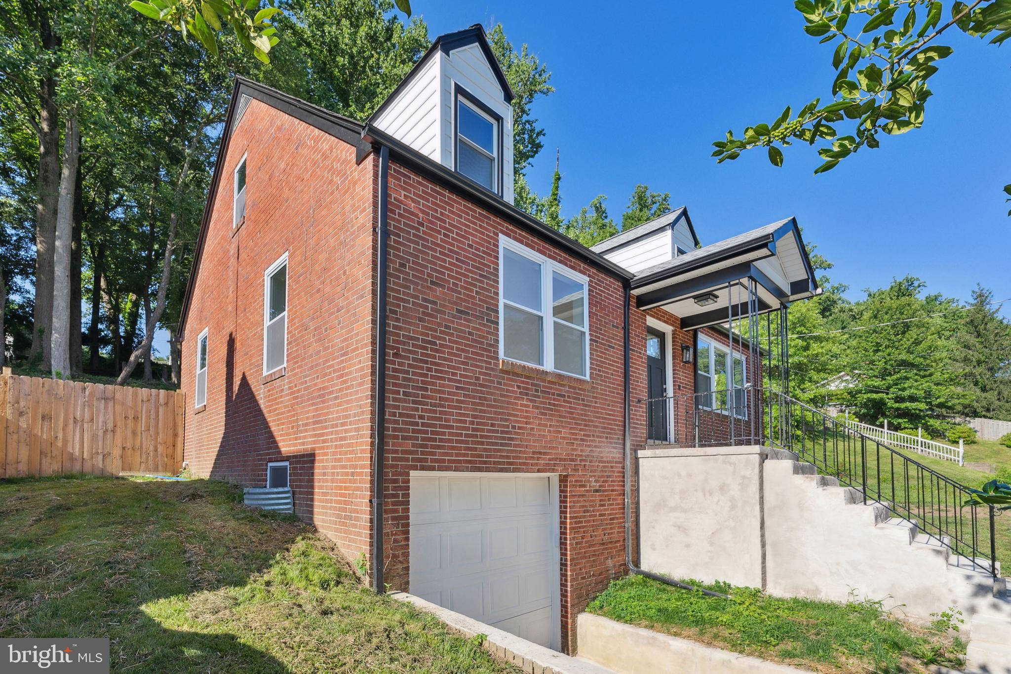 TEMPLE HILLS PARK - Residential