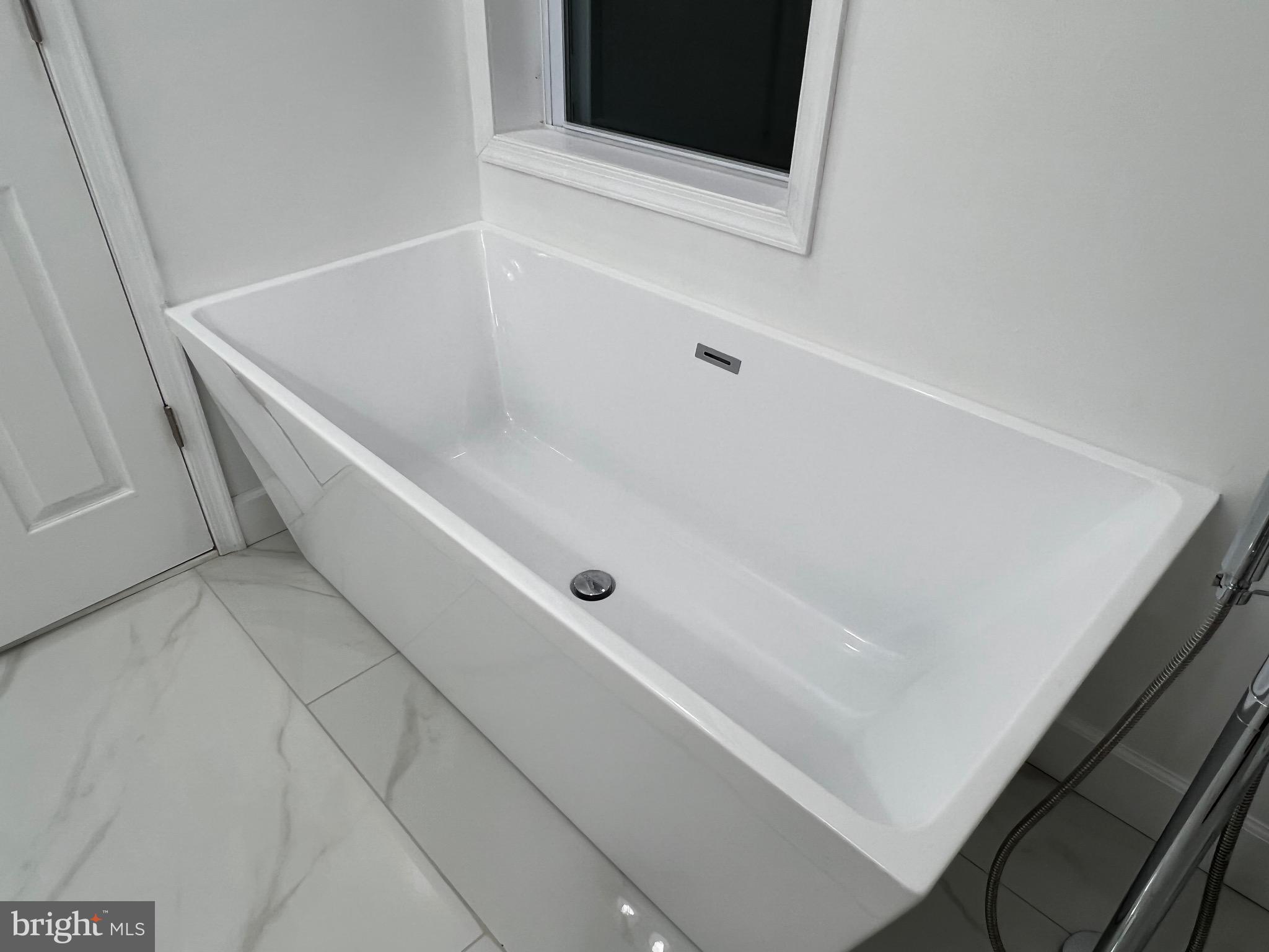 TEMPLE HILLS PARK - Residential