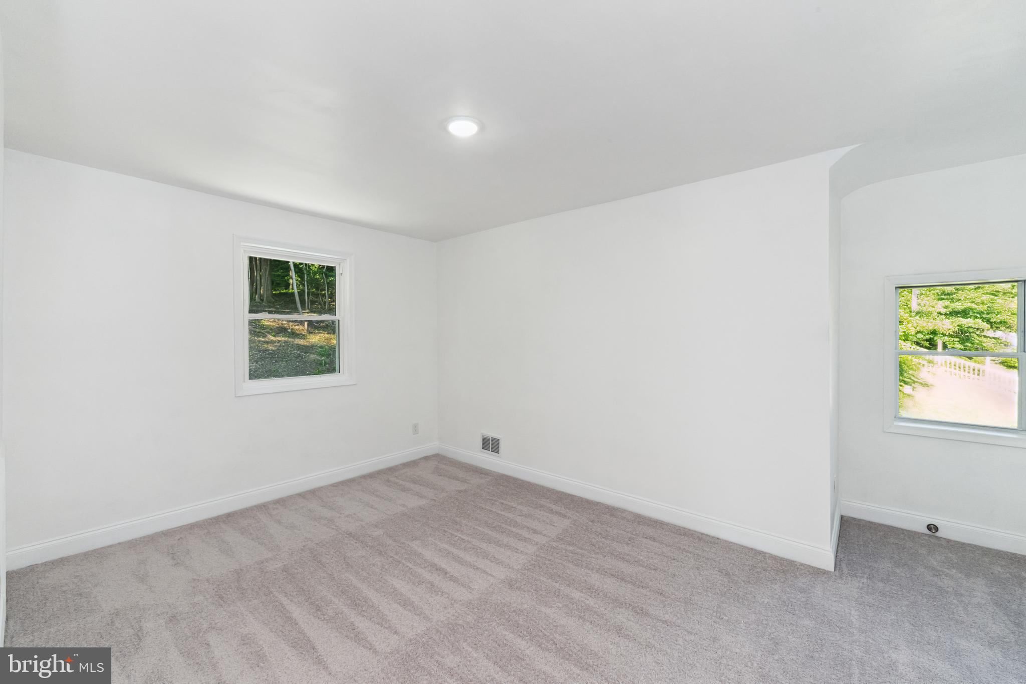 TEMPLE HILLS PARK - Residential