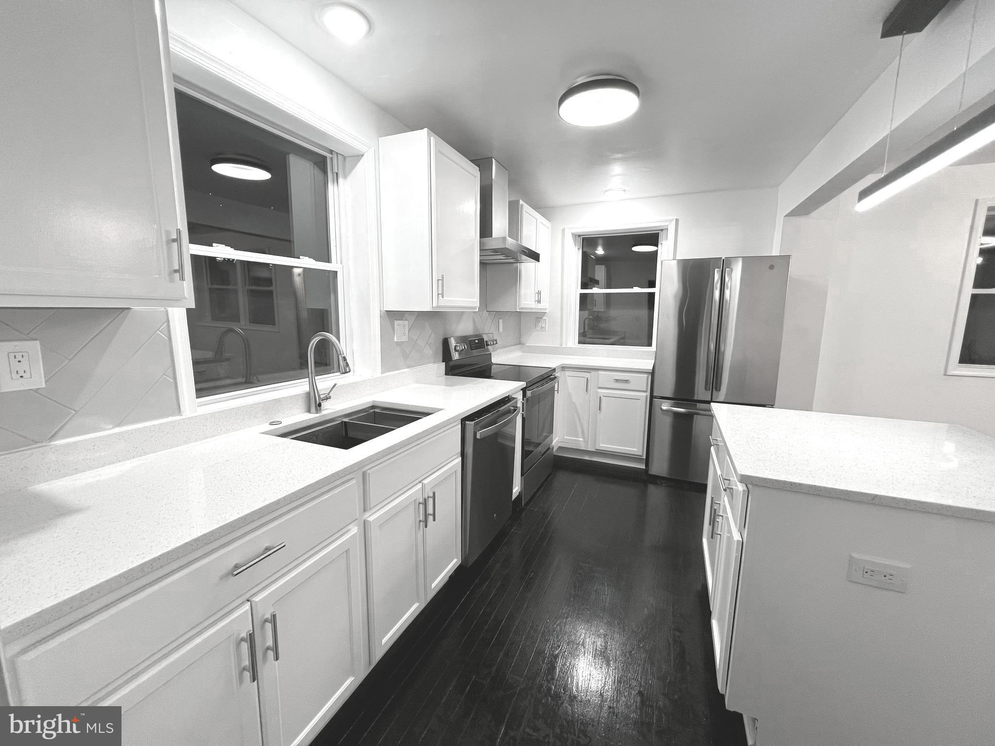 TEMPLE HILLS PARK - Residential