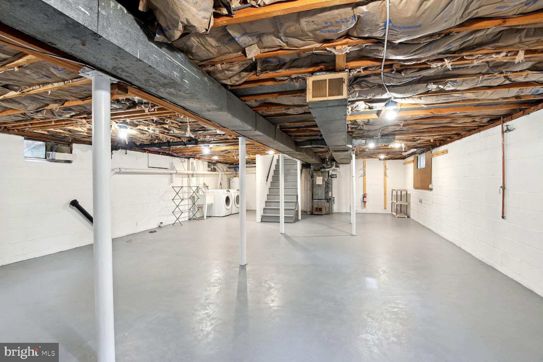 ADMIRAL HEIGHTS - Residential