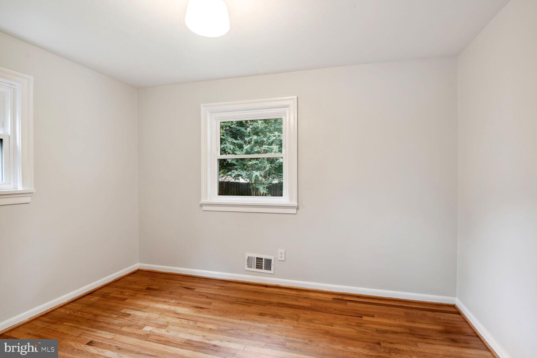 ADMIRAL HEIGHTS - Residential