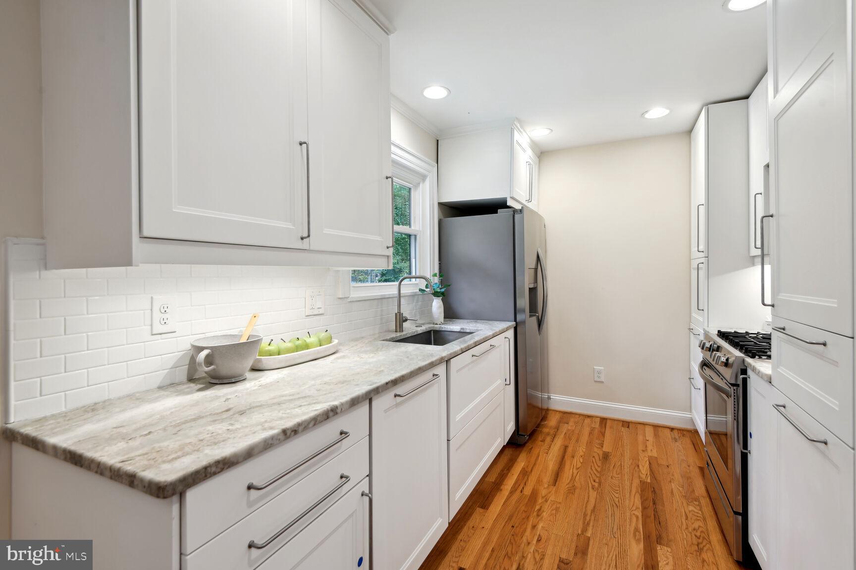 ADMIRAL HEIGHTS - Residential