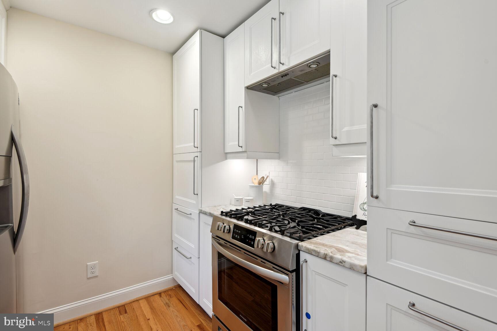 ADMIRAL HEIGHTS - Residential