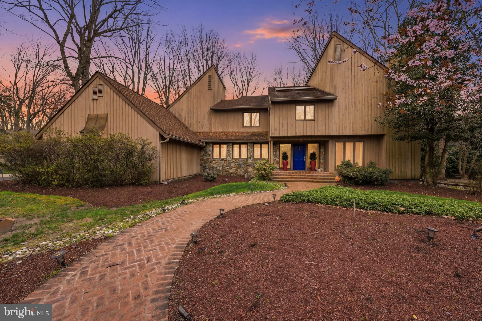1 WINDSOR DRIVE