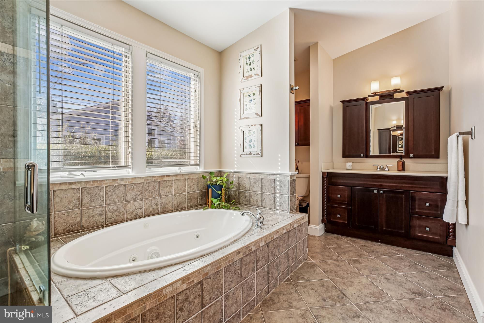 PARKWOOD - Residential