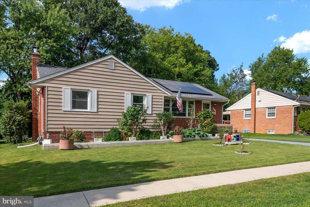 Photo of 6412 Jodie Street, HYATTSVILLE, MD 20784 (MLS # MDPG2216256)