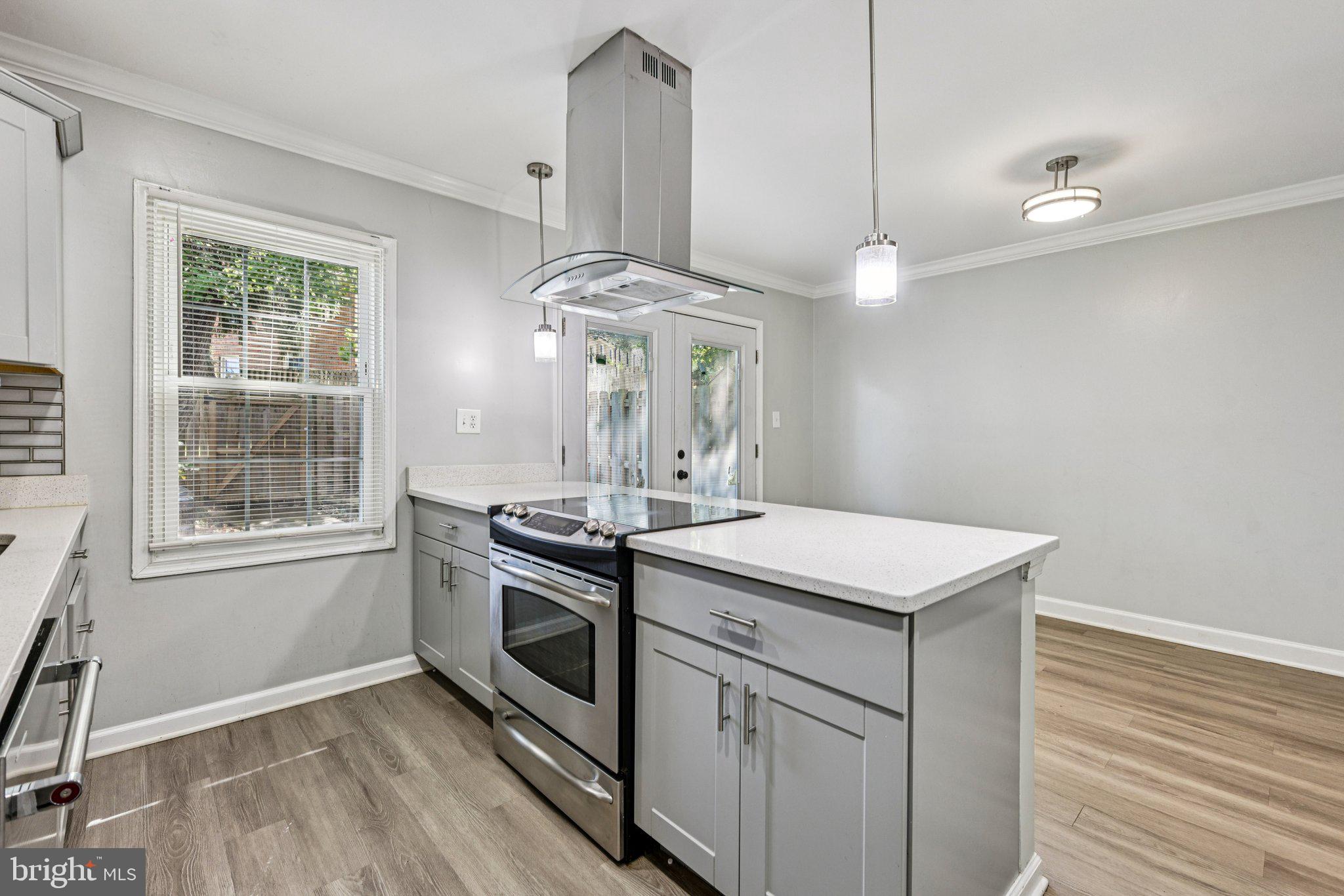 GEORGETOWN VILLAGE - Residential