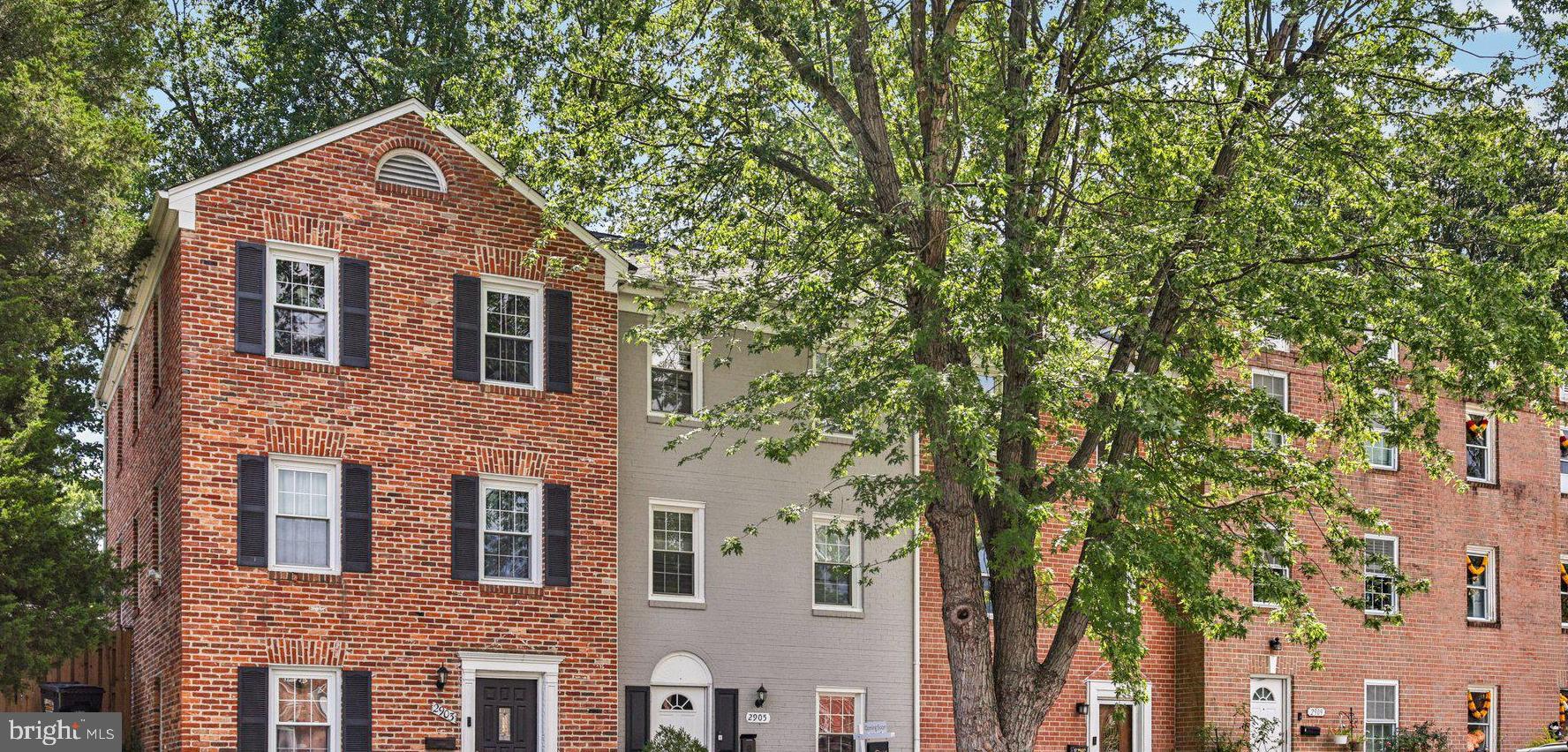 GEORGETOWN VILLAGE - Residential