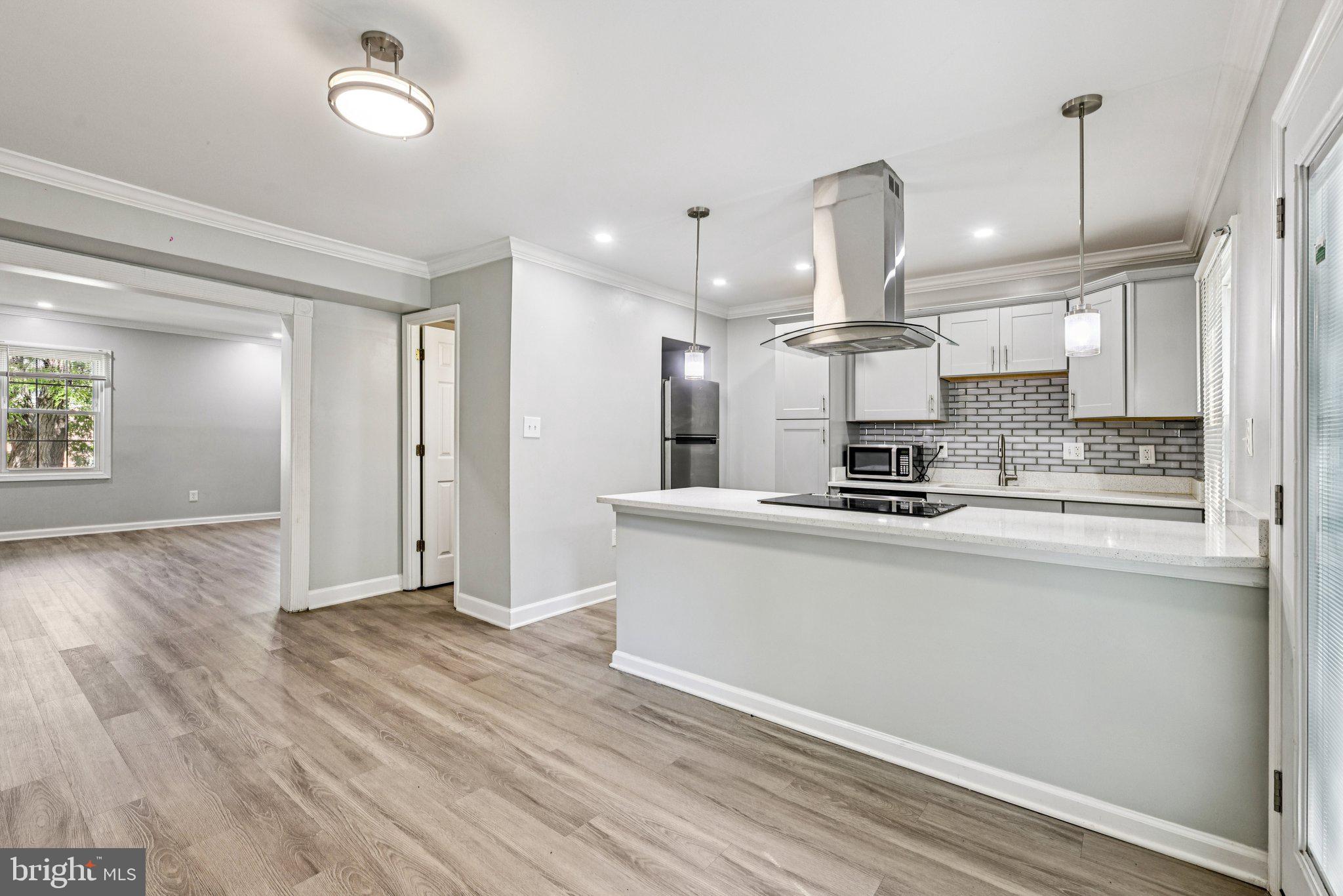 GEORGETOWN VILLAGE - Residential