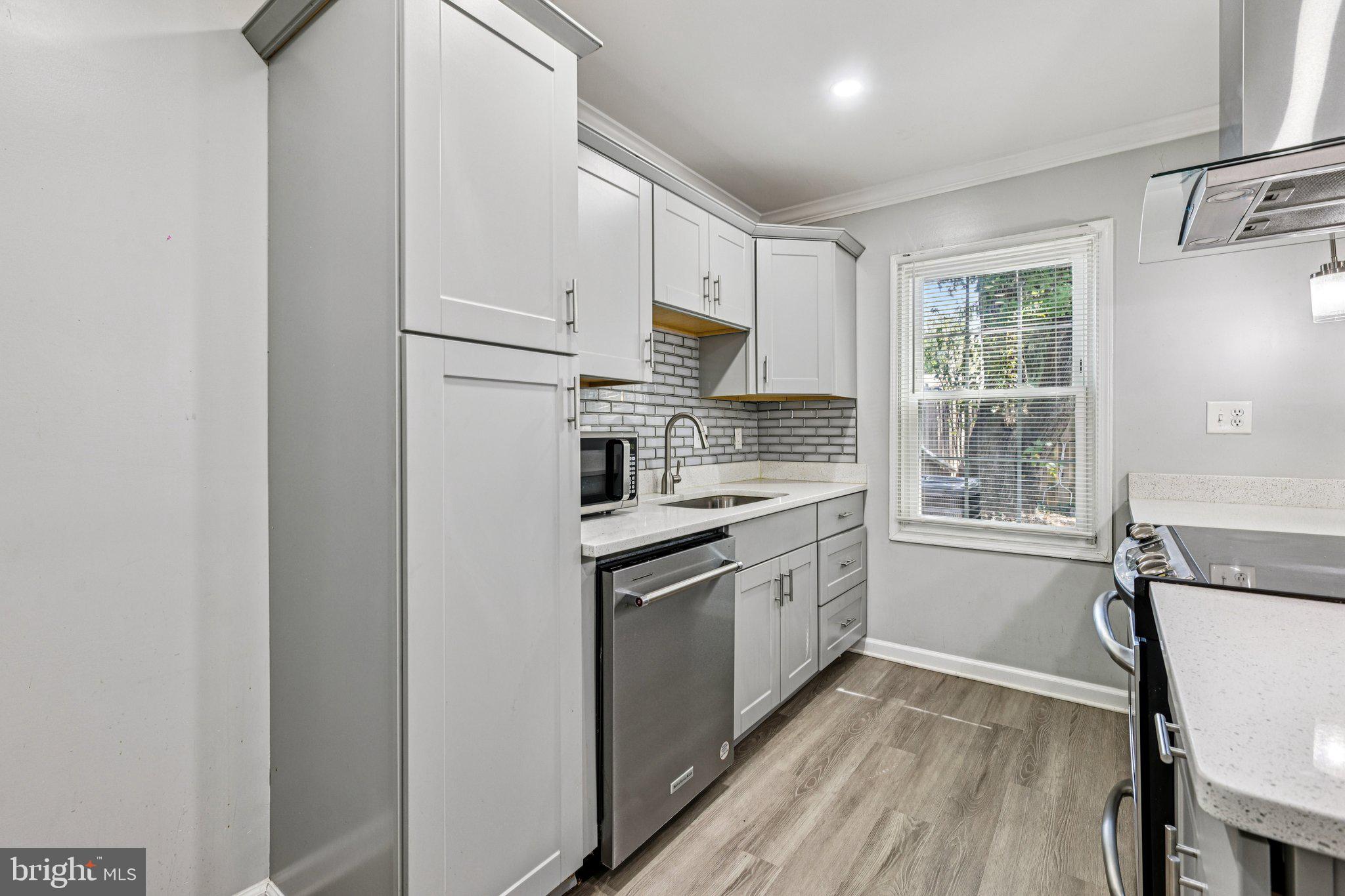 GEORGETOWN VILLAGE - Residential