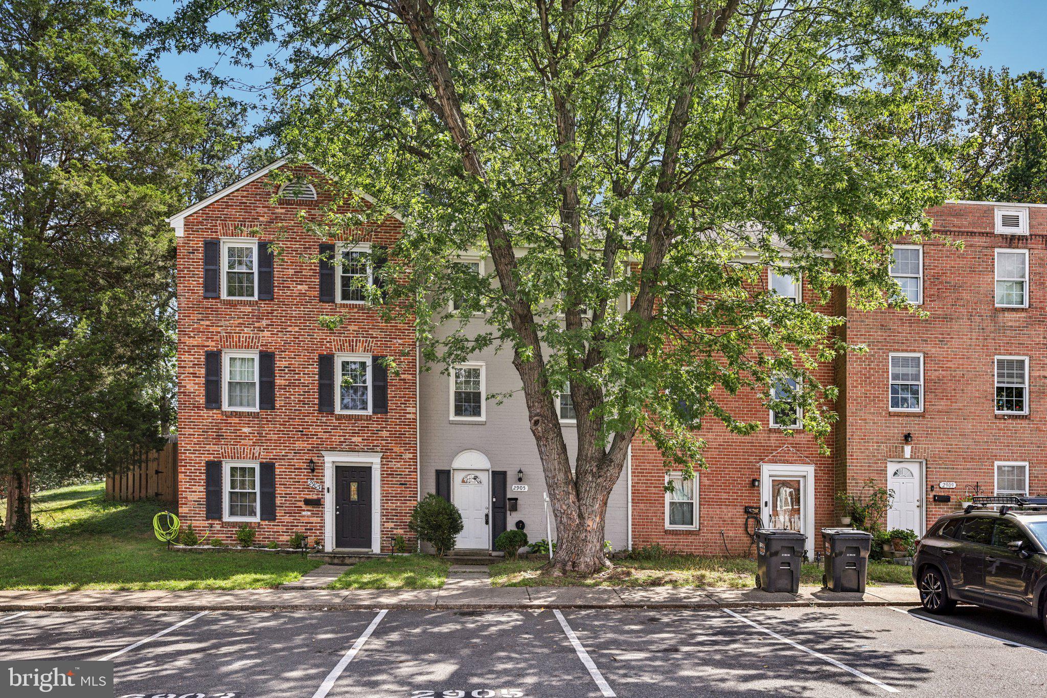 GEORGETOWN VILLAGE - Residential