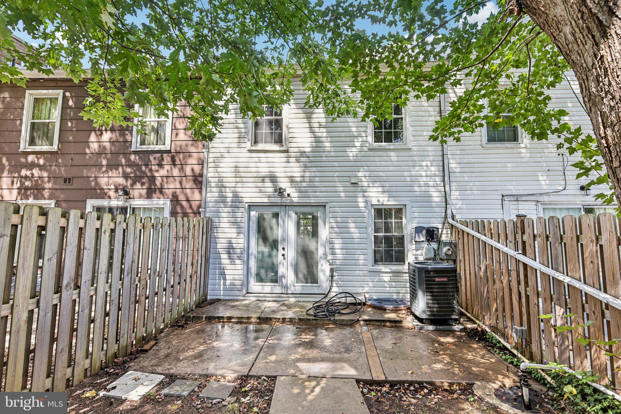 GEORGETOWN VILLAGE - Residential