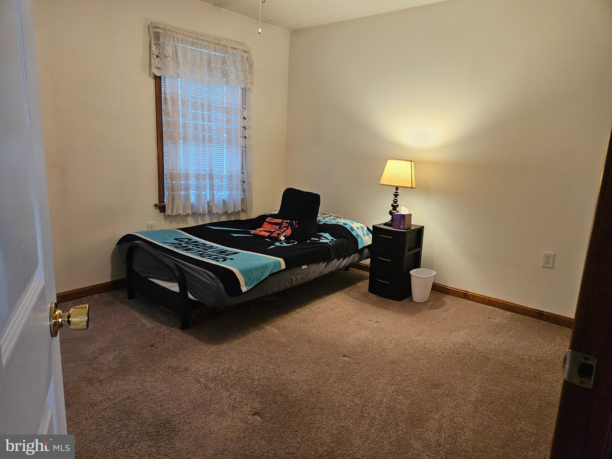 THORNWOOD VILLAGE - Residential