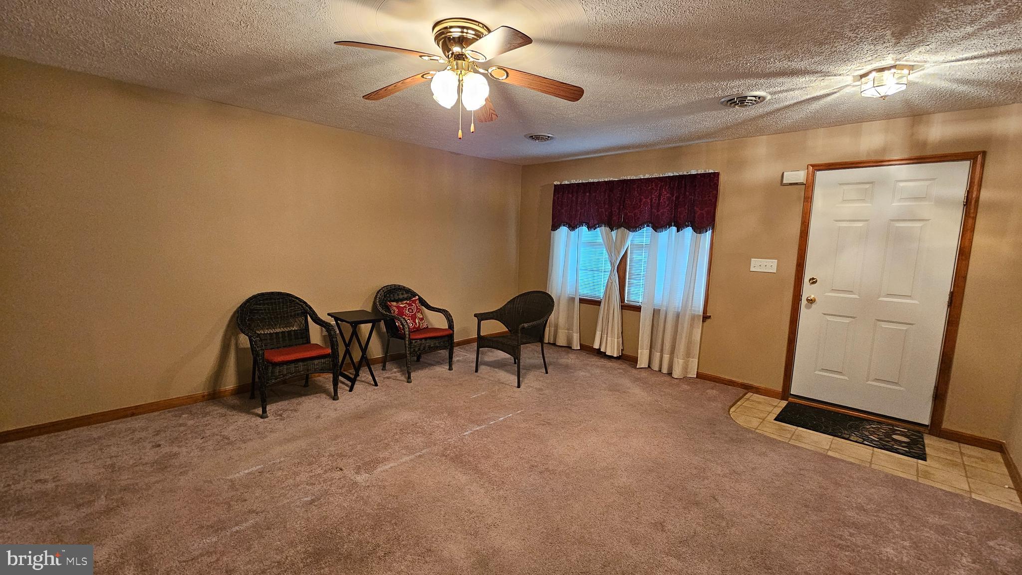 THORNWOOD VILLAGE - Residential