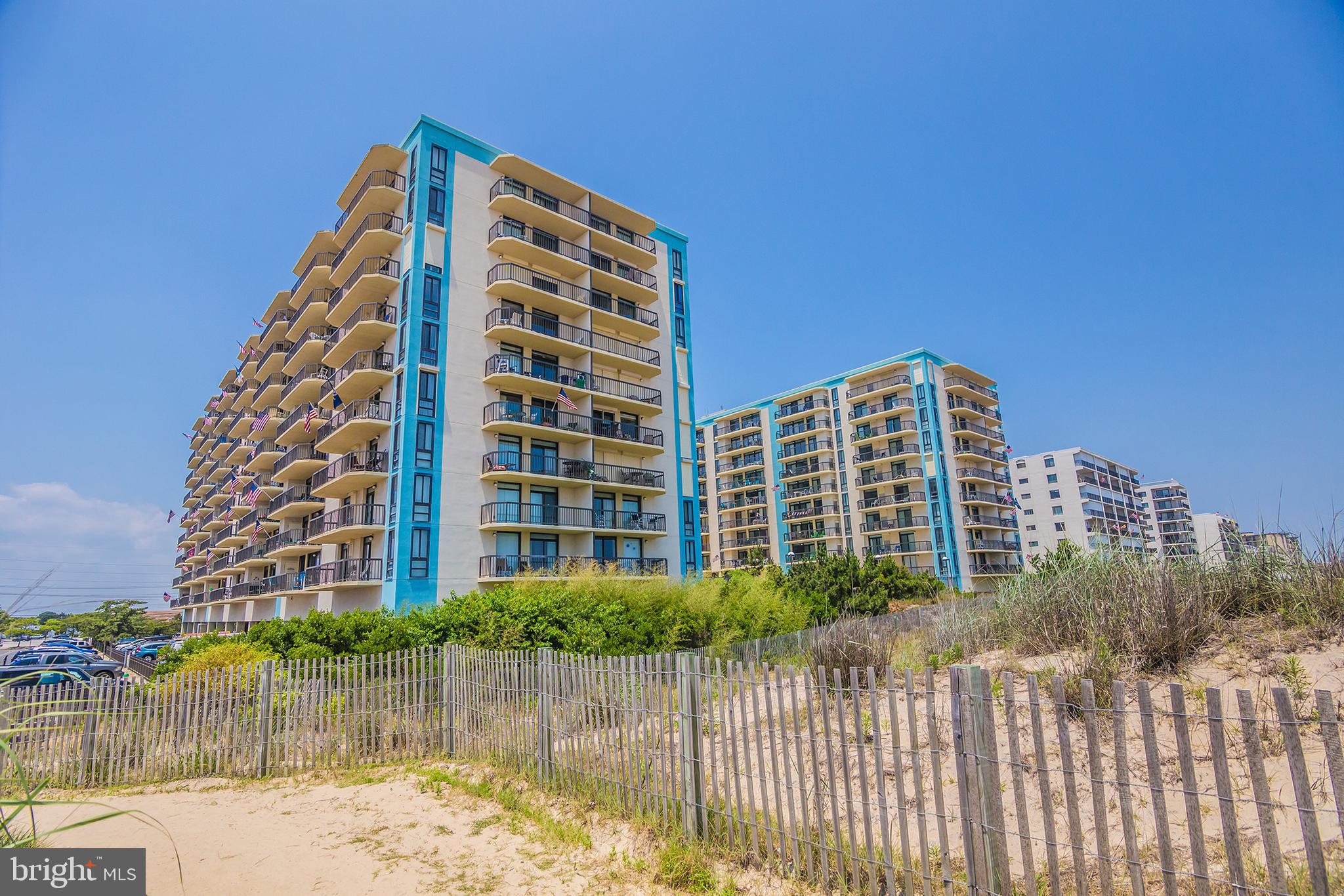 All you need to do is pack your clothes and step into this beautiful 2 bedroom, 2 bath condo. Unit 1809 has only had 2 owners and it has never been rented. Braemar Towers has an onsite rental office, onsite manager, outdoor pool with handicap access, sundeck, gym, game room, tennis and pickle ball. Enjoy both a sunrise and sunset in this great location. MUST CALL LISTING OFFICE BEFORE SHOWING.
