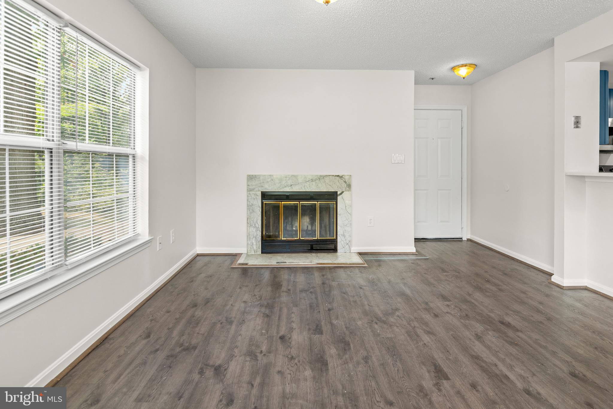 10401 BEACON RIDGE DRIVE 8-101