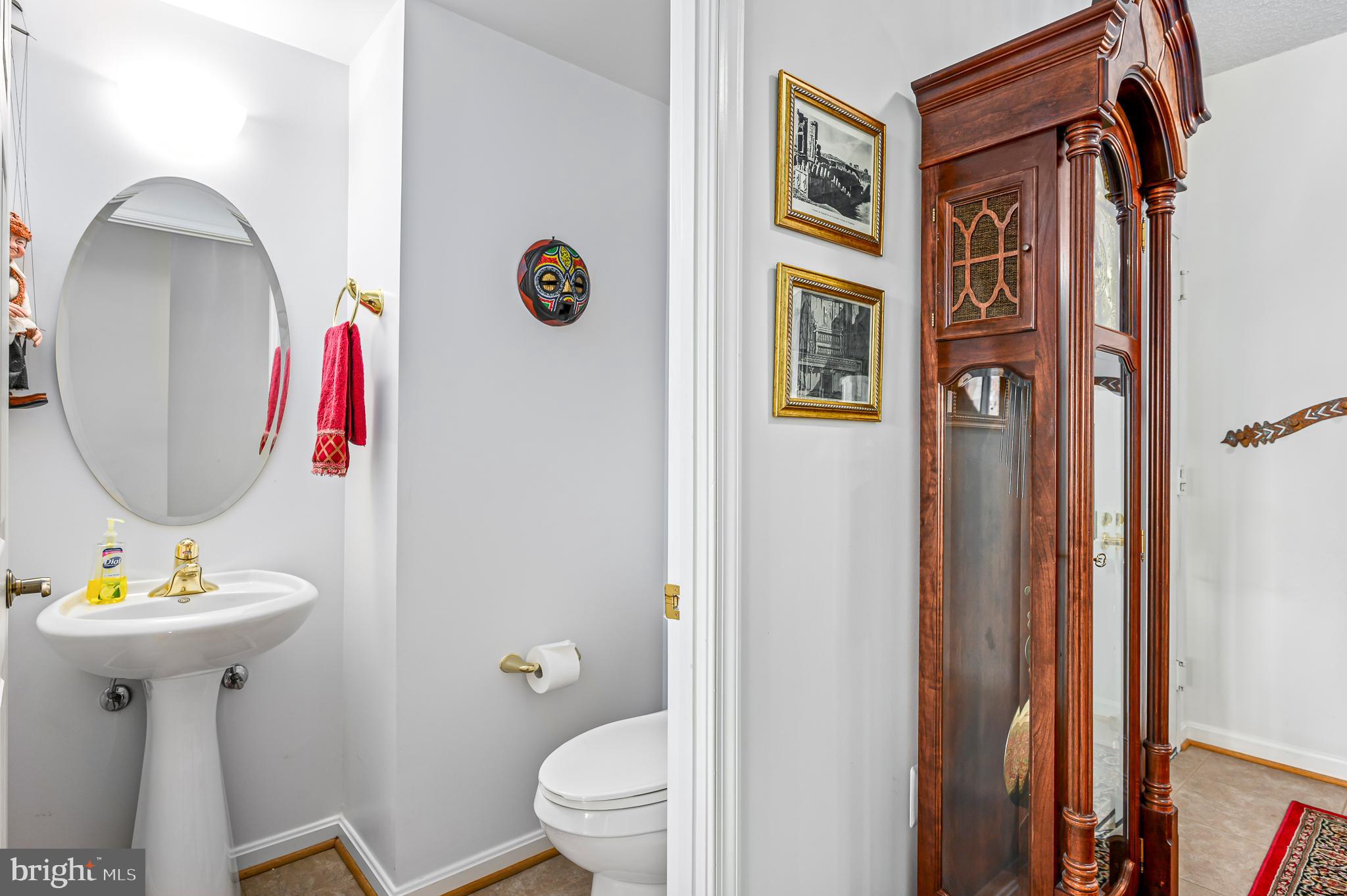 LANSDOWNE WOODS - Residential