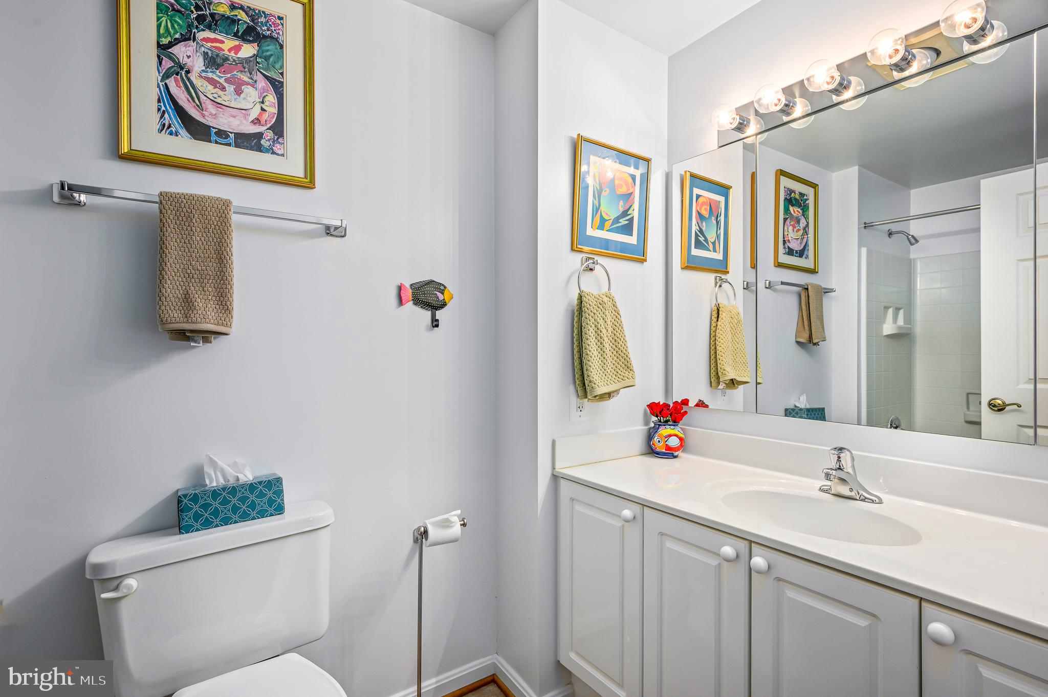 LANSDOWNE WOODS - Residential