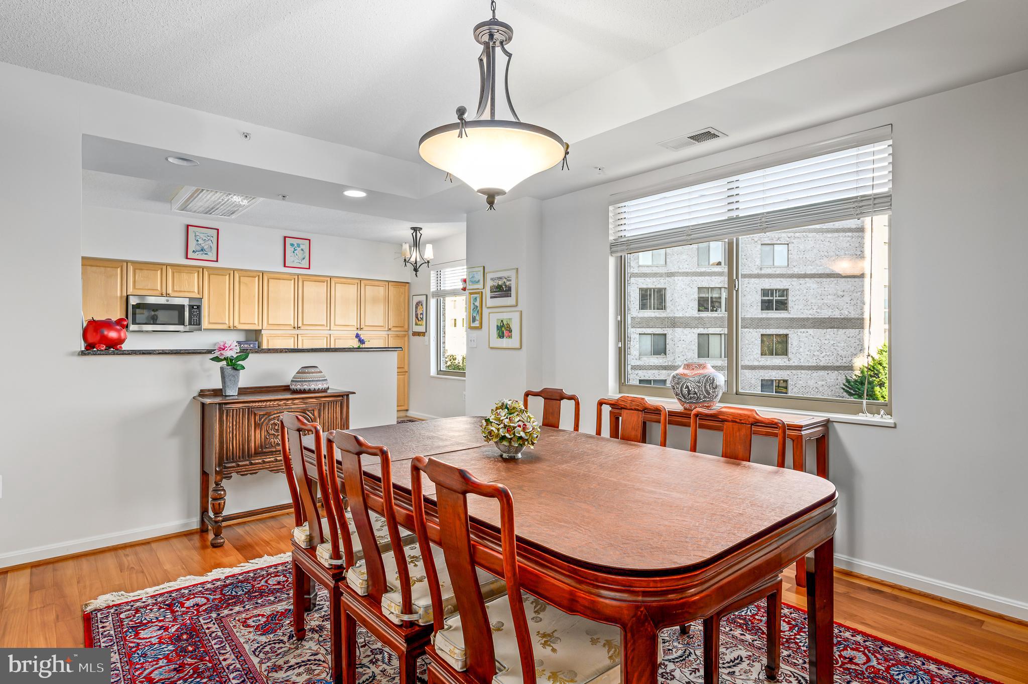 LANSDOWNE WOODS - Residential