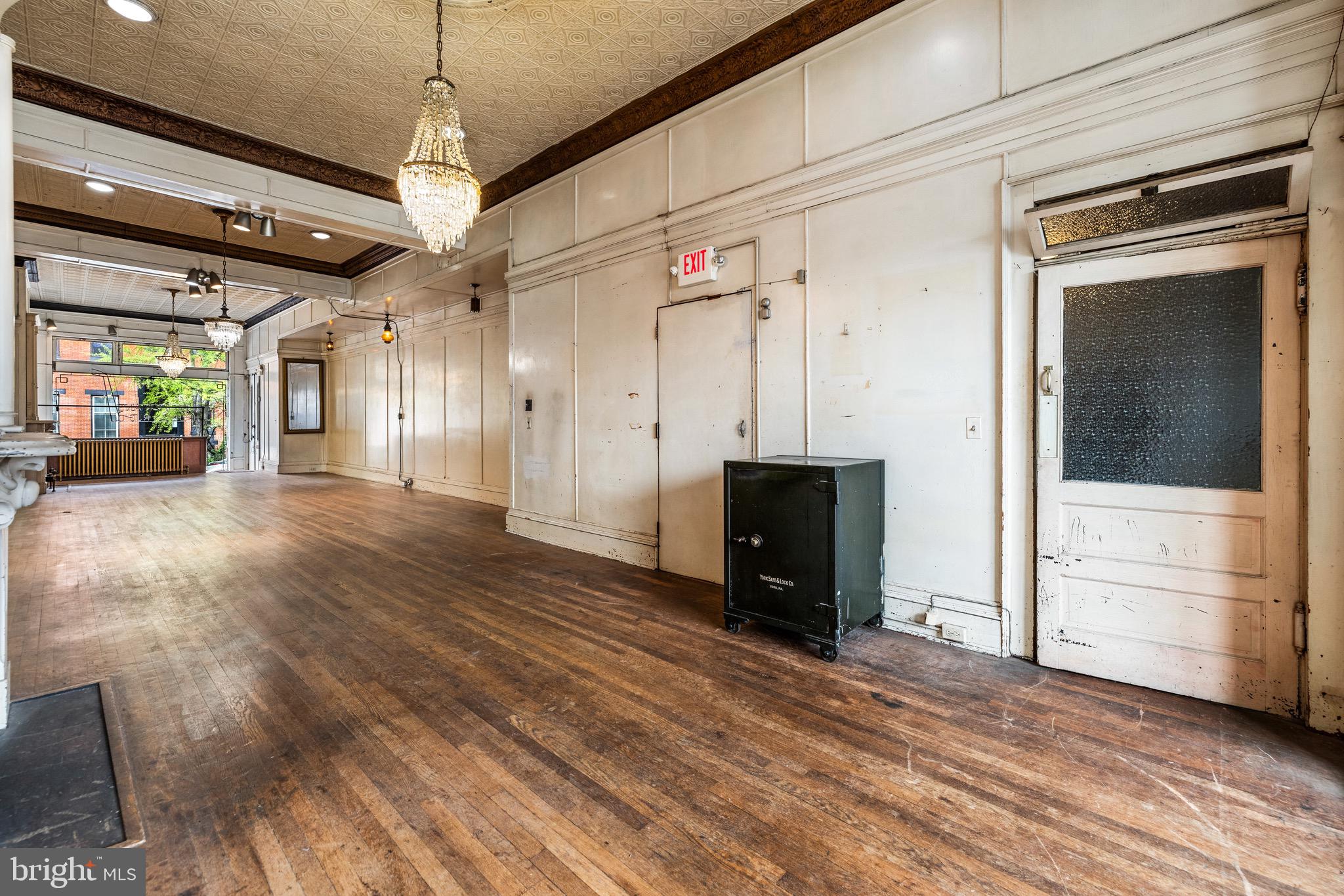 MOUNT VERNON PLACE HISTORIC DISTRICT - Residential