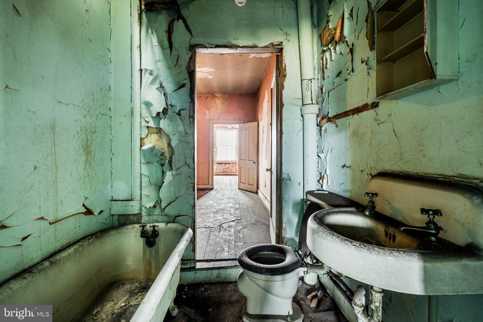 MOUNT VERNON PLACE HISTORIC DISTRICT - Residential