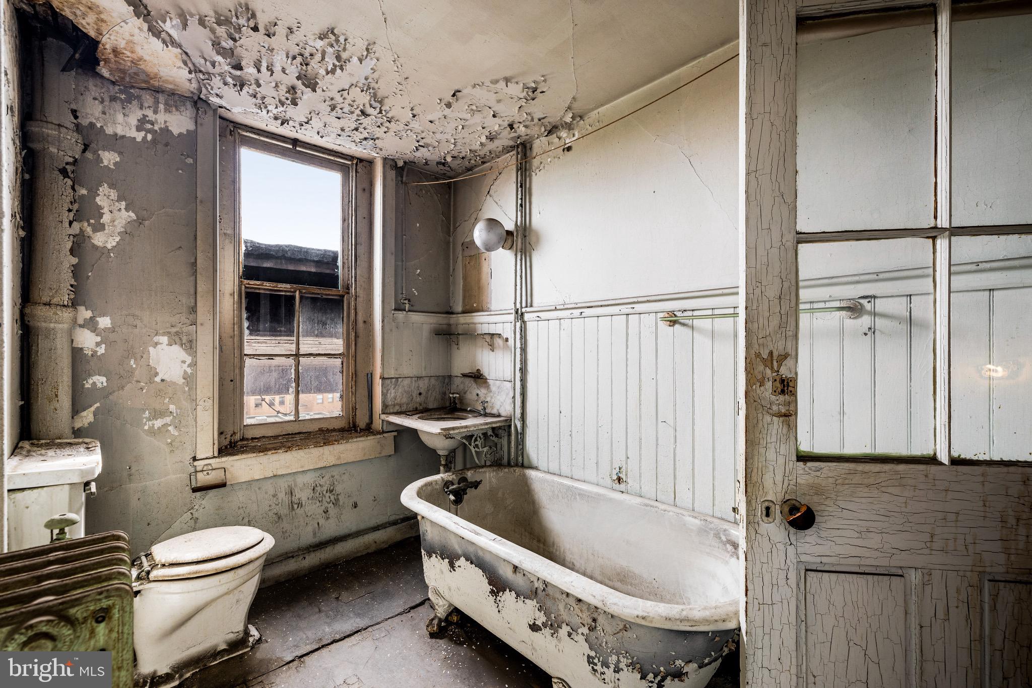 MOUNT VERNON PLACE HISTORIC DISTRICT - Residential