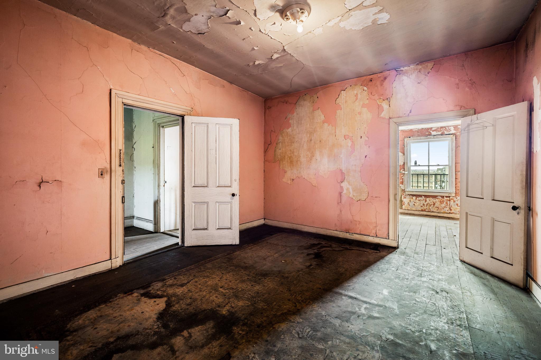 MOUNT VERNON PLACE HISTORIC DISTRICT - Residential