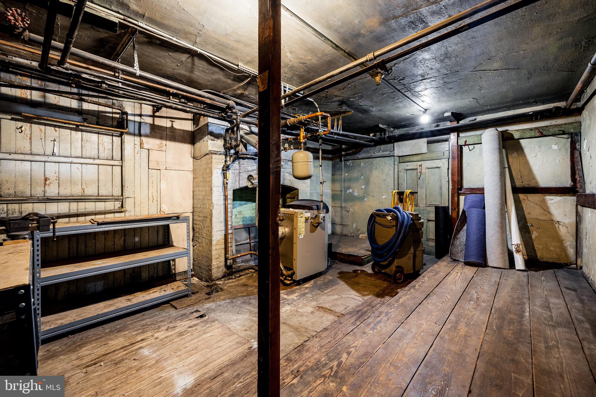 MOUNT VERNON PLACE HISTORIC DISTRICT - Residential