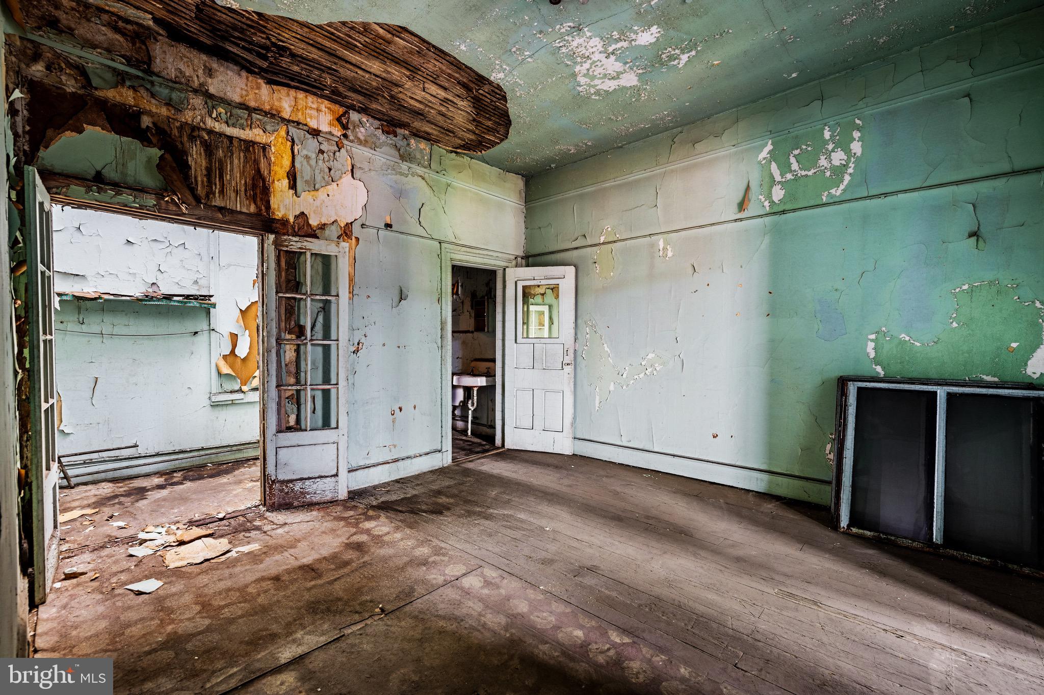 MOUNT VERNON PLACE HISTORIC DISTRICT - Residential