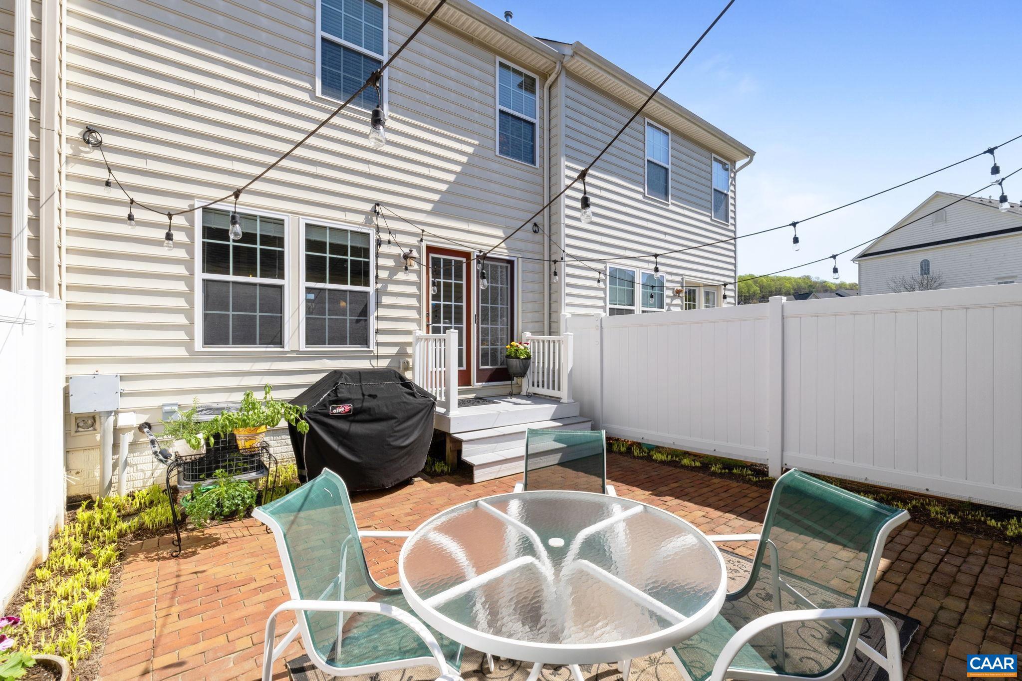 PAVILIONS AT PANTOPS - Residential