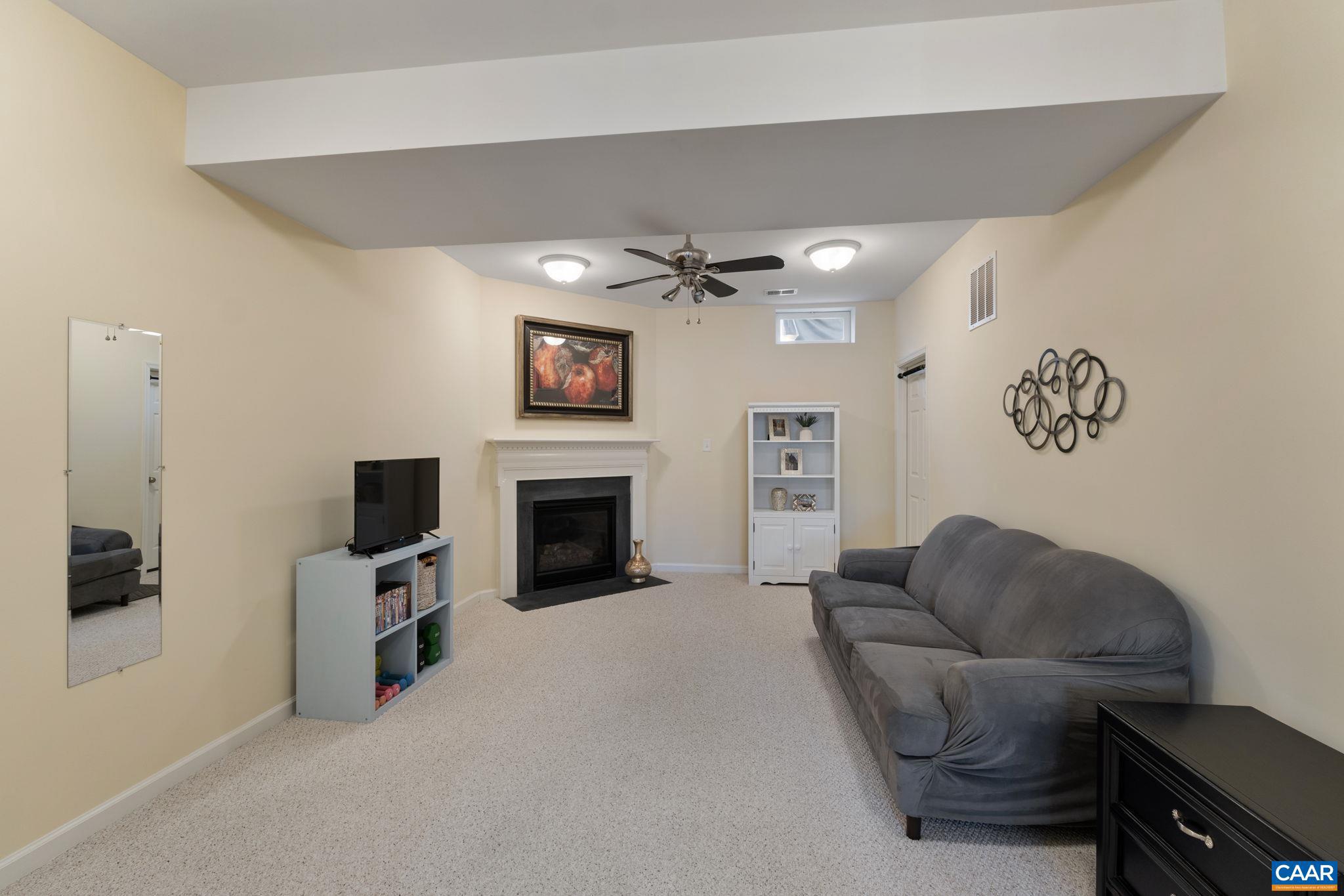 PAVILIONS AT PANTOPS - Residential