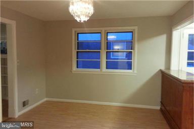 1432 S GREENBRIER STREET