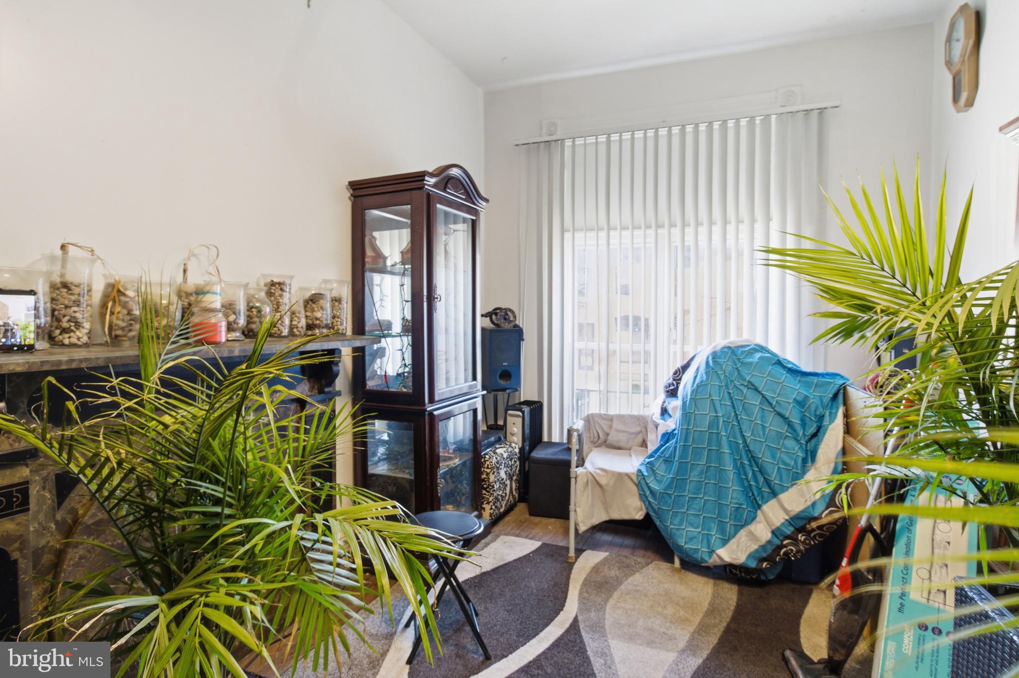 BUTCHERS HILL - Residential