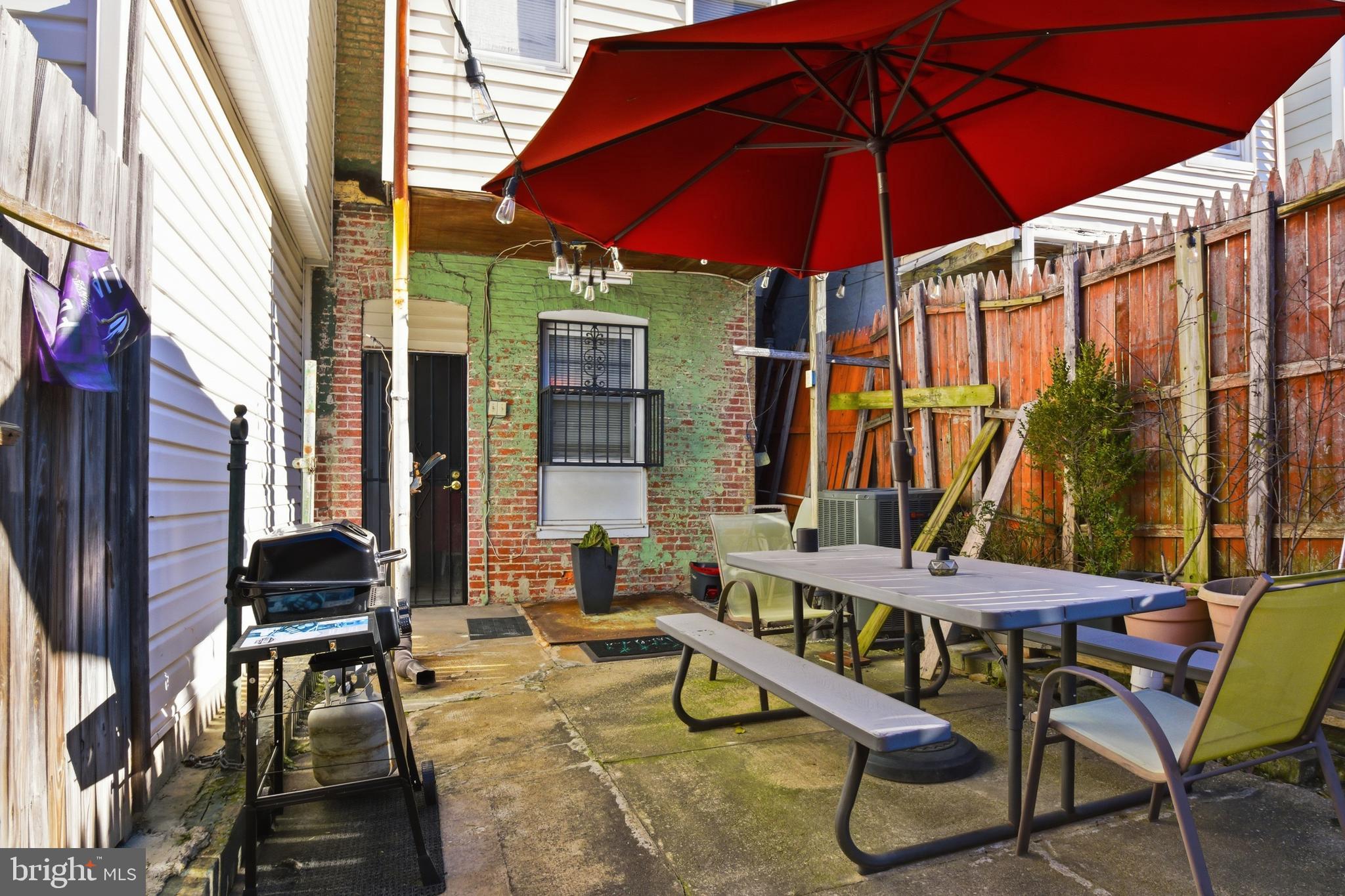 BUTCHERS HILL - Residential