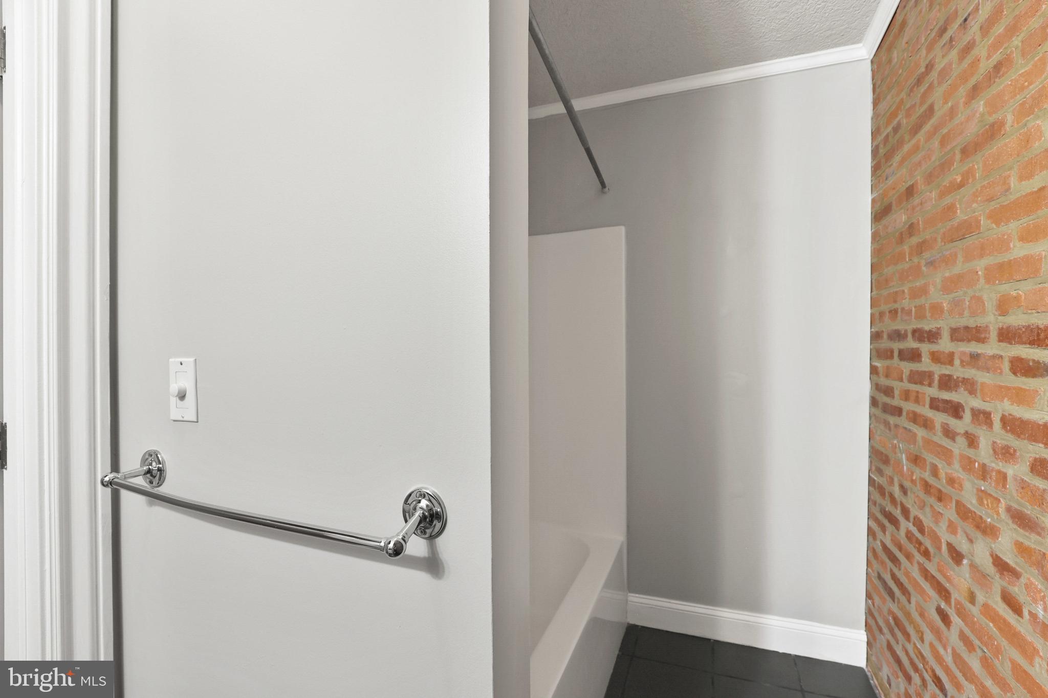 CANTON - Residential Lease