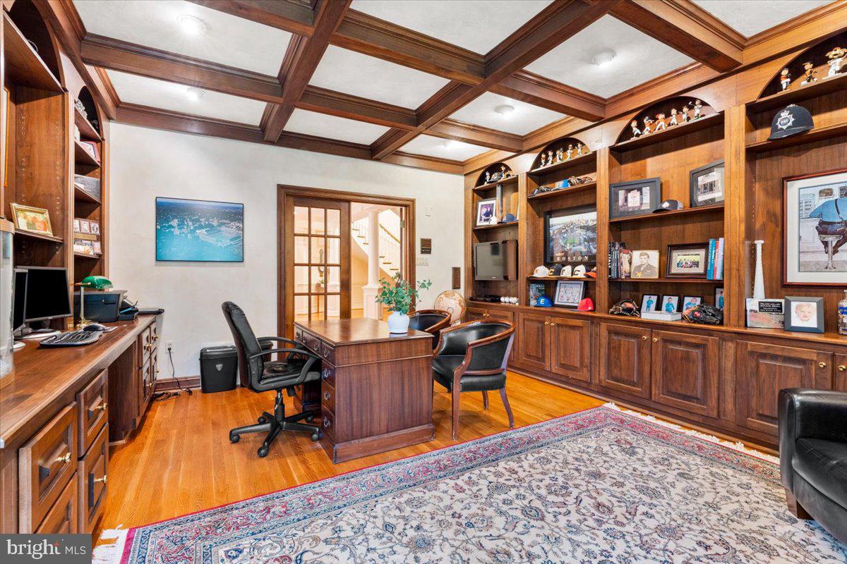 WHITE FLINT SPRINGS - Residential