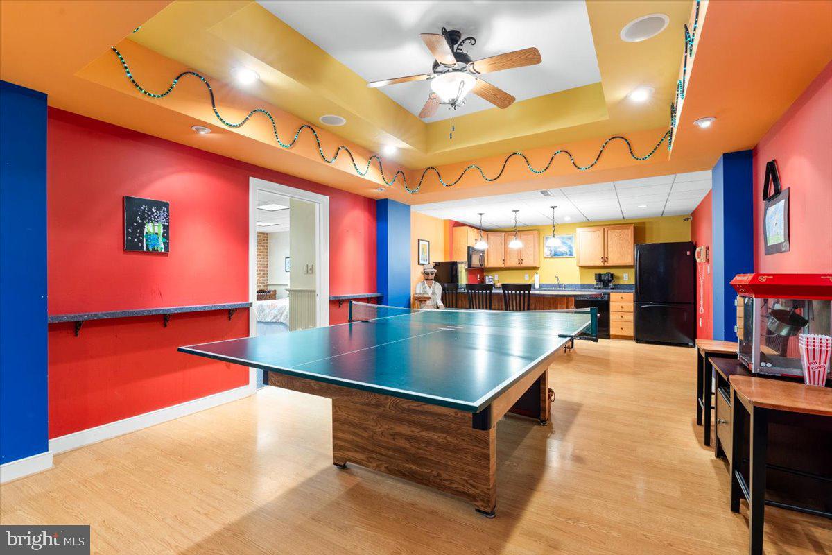 WHITE FLINT SPRINGS - Residential