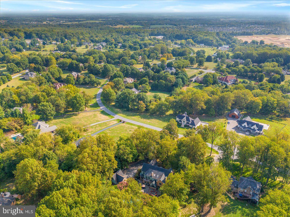 WHITE FLINT SPRINGS - Residential