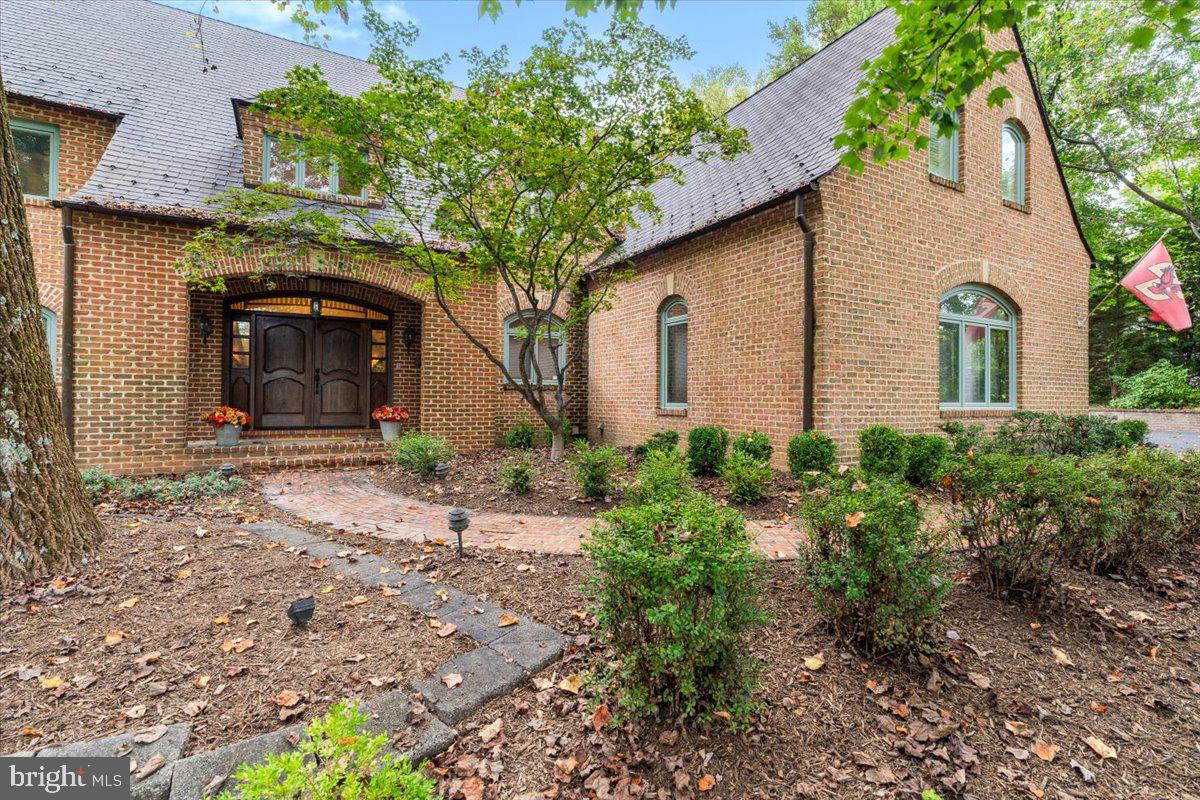 5948 WHITE FLINT DRIVE