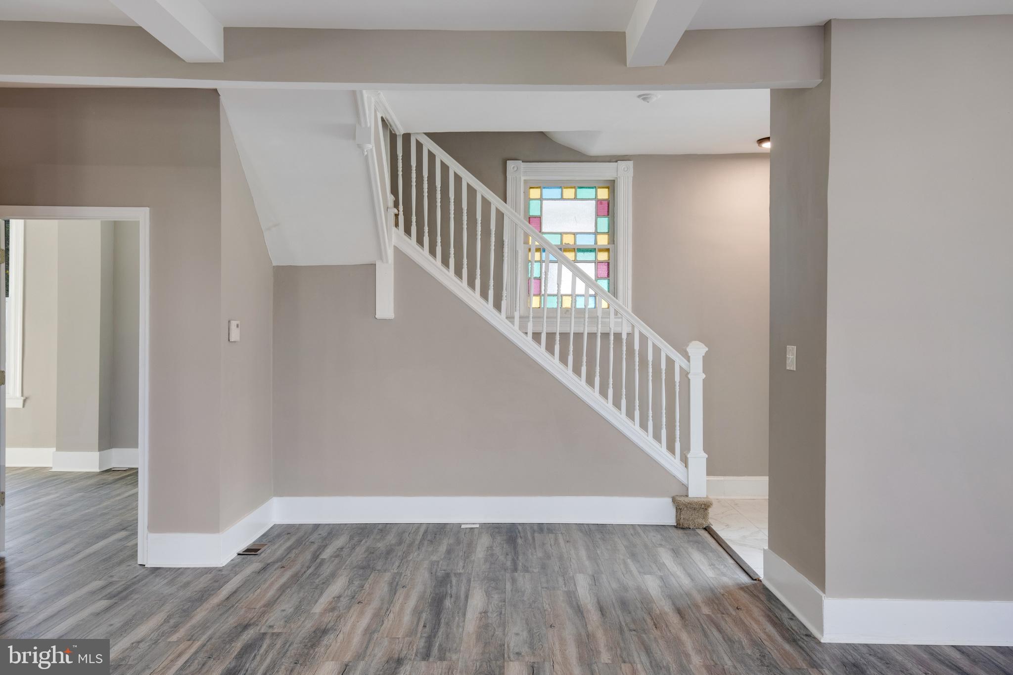 WEST HILLS - Residential