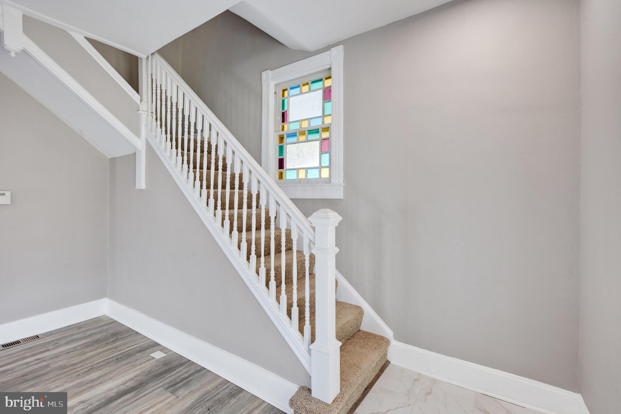 WEST HILLS - Residential