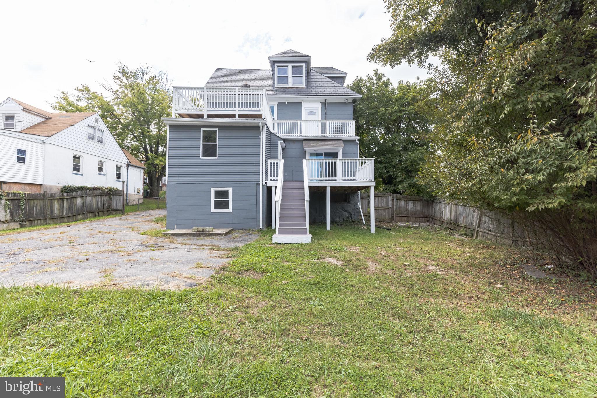 WEST HILLS - Residential