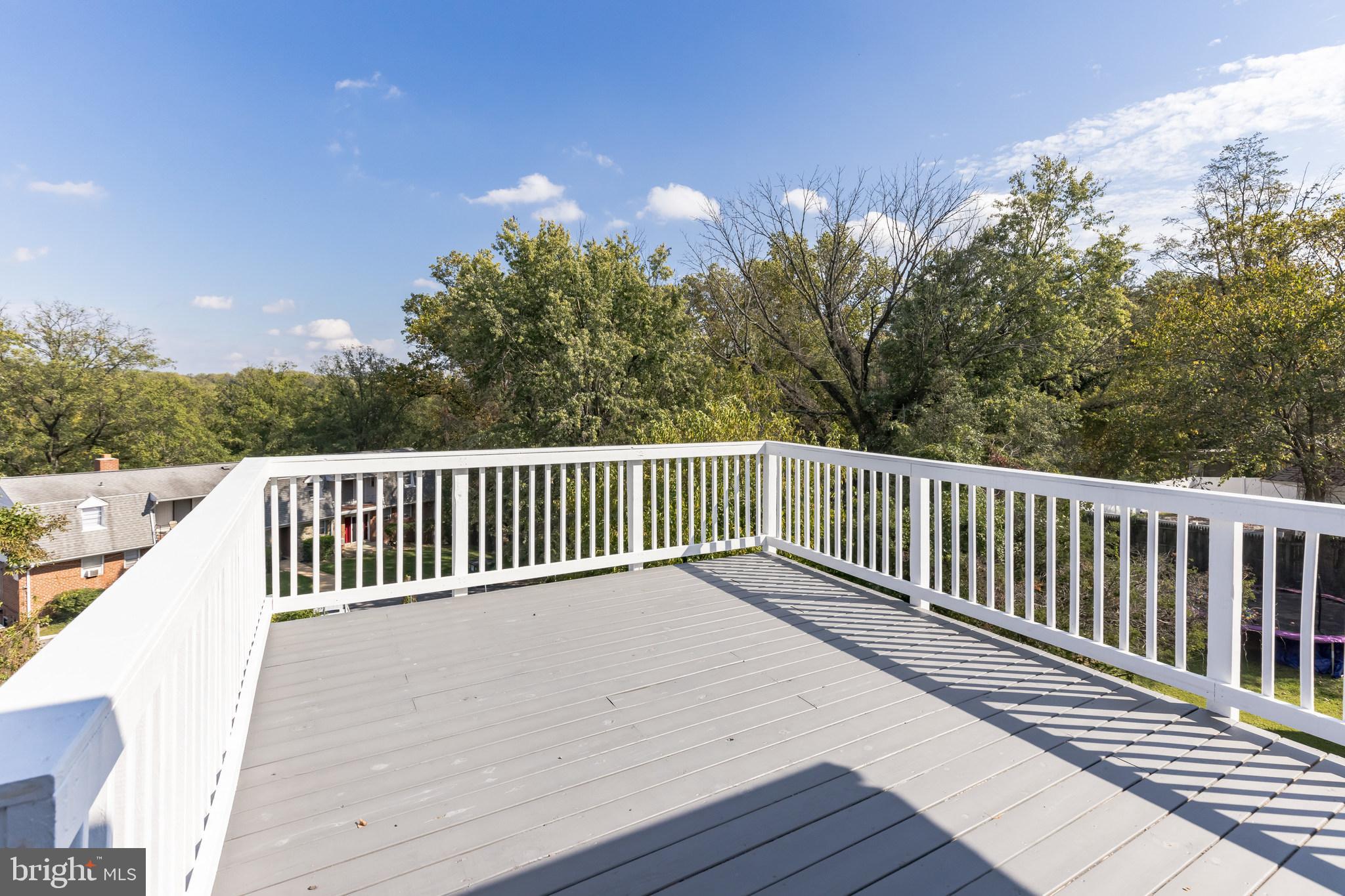 WEST HILLS - Residential