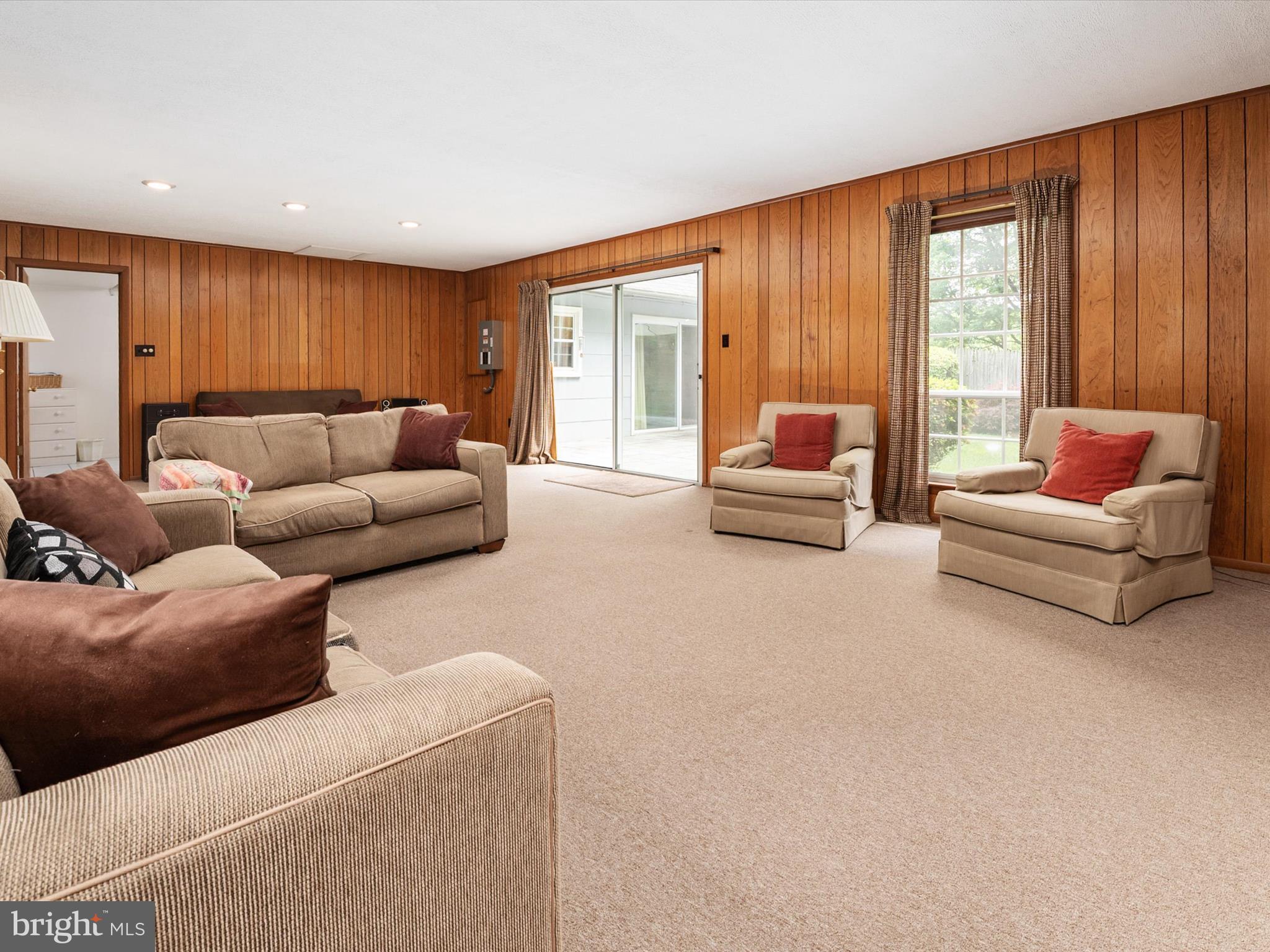 YORKTOWN AT BELAIR - Residential