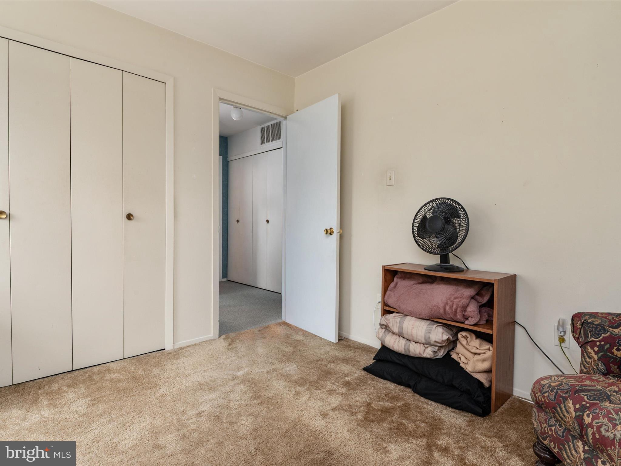 YORKTOWN AT BELAIR - Residential