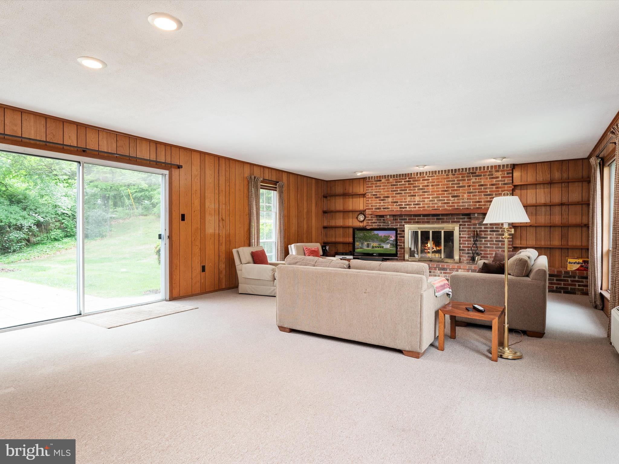 YORKTOWN AT BELAIR - Residential