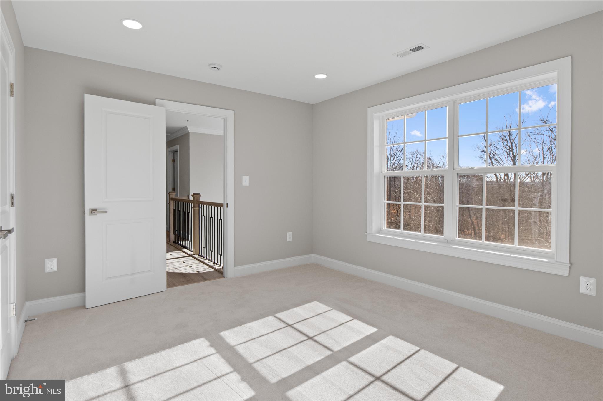 FORT WASHINGTON - Residential