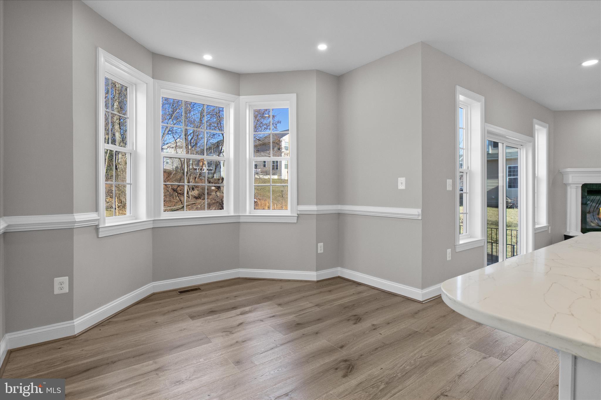 FORT WASHINGTON - Residential